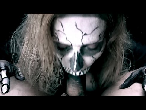 ❤️ Fată demonică sugând pula cu gura ei neagră și înghițind spermă. ️ at ro.porn-mate.ru ﹏